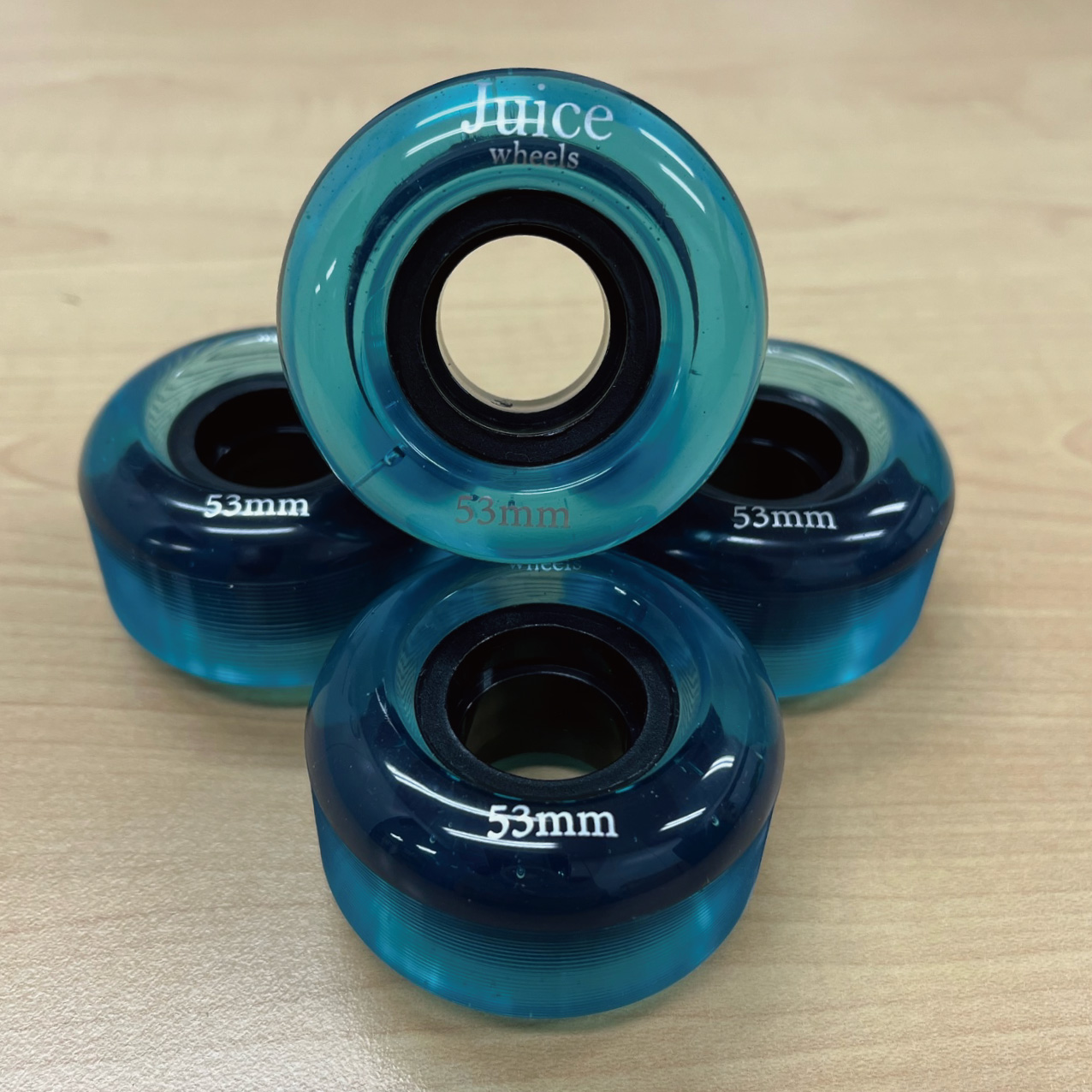 Juice ソフトウィール 53mm Clear blue